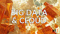 Big Data und Cloud Computing, gläserne Wolkenkratzer in einer Landschaft voller Wolken